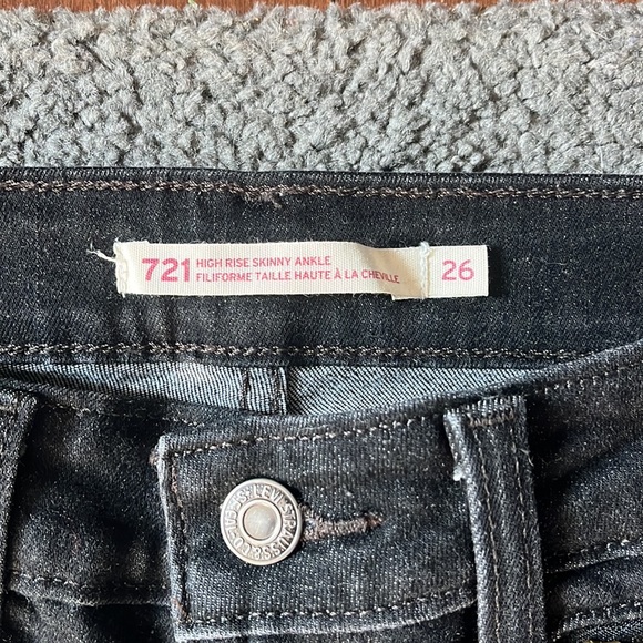 Levi’s high rise skinny ankle W26 - Picture 3 of 4